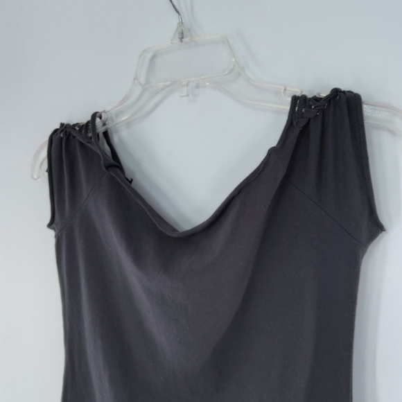 H&M ROUGH CUT MUSCLE T SHIRT - Picture 2 of 4